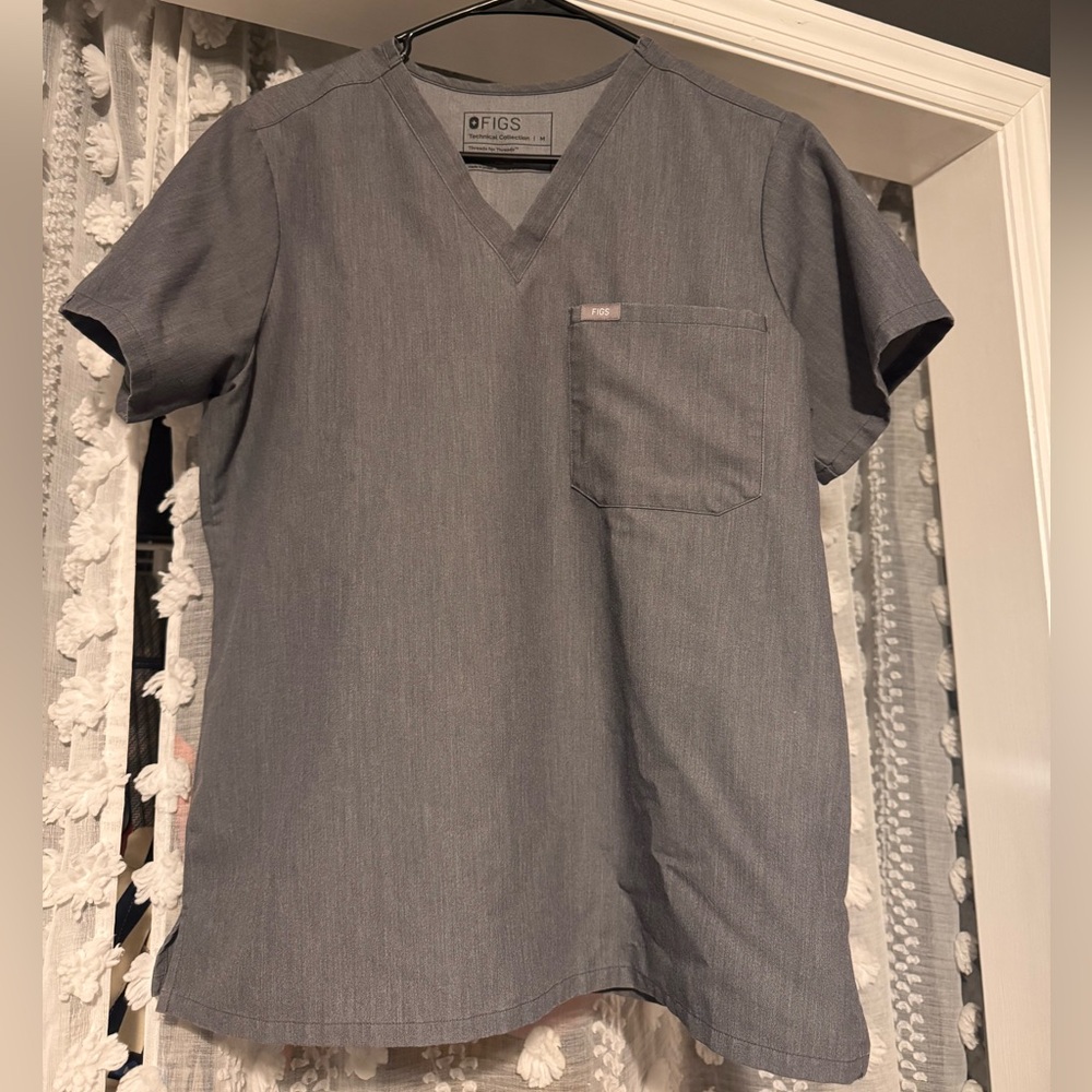 Figs Charcoal V-Neck Scrub Top